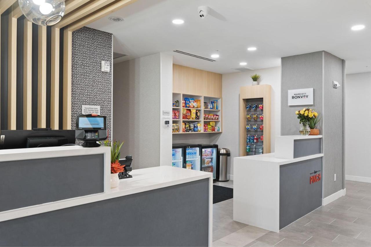 Towneplace Suites By Marriott White Hall Extérieur photo