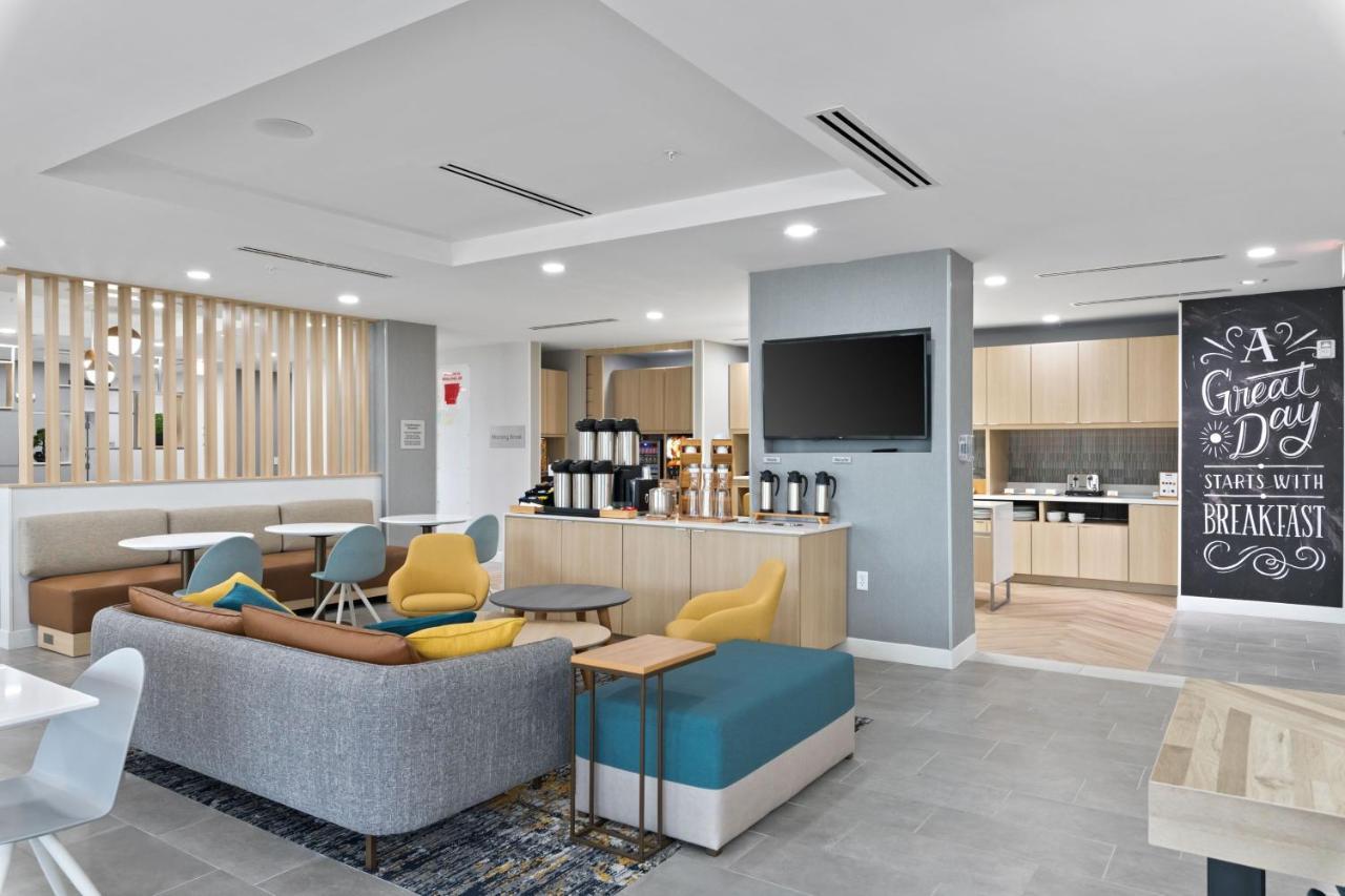 Towneplace Suites By Marriott White Hall Extérieur photo